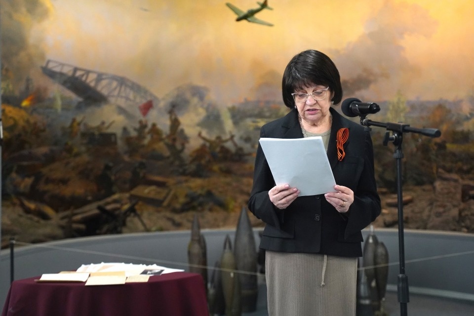 Сотрудники Псковского музея зачитали письма фронтовиков в Музее Победы