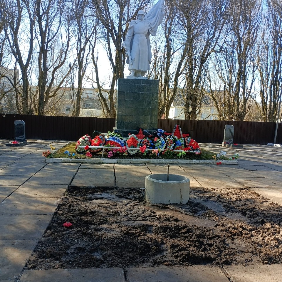 Выполнены строительные работы для газификации нового Вечного огня в Локне