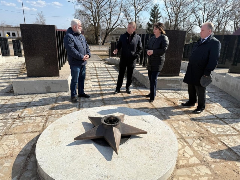 На новом Вечном огне в деревне Ершово Псковского района  установлено оборудование