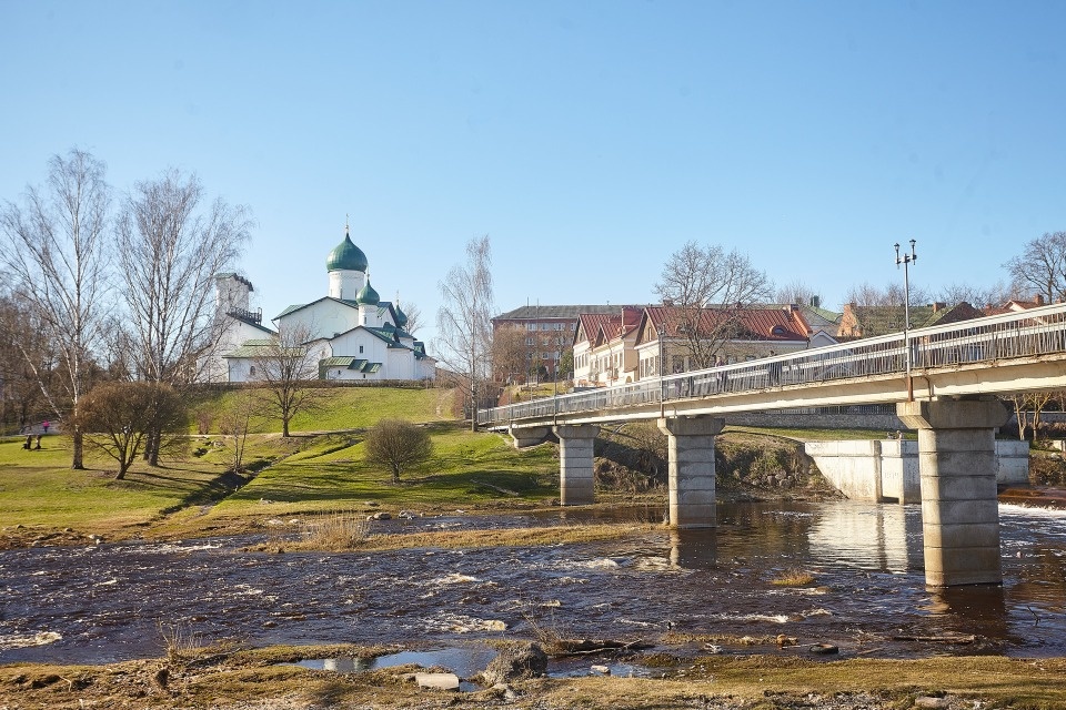 До +18 градусов прогреется воздух в Псковской области 3 апреля