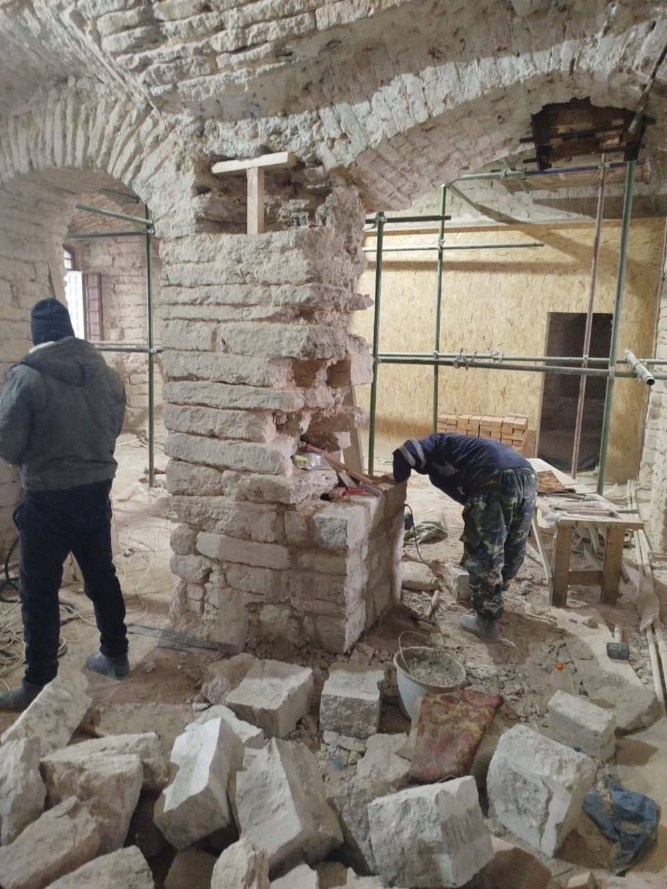 Стефановскую церковь Мирожского монастыря продолжают реставрировать в Пскове