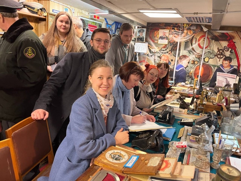 Музей армии и флота посетили псковские профсоюзные активисты