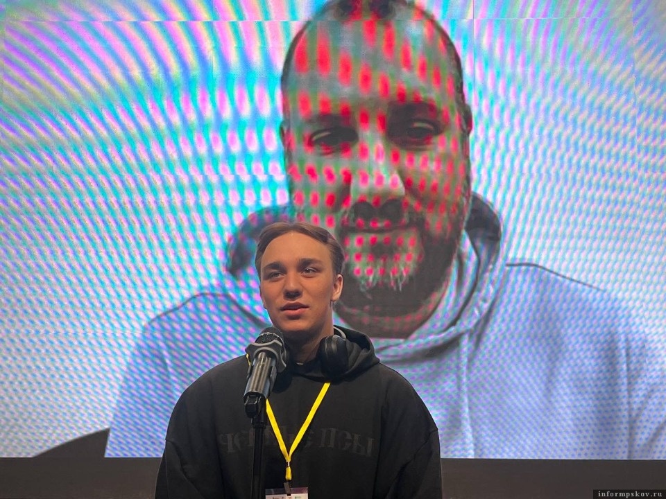 Ждёт ли нас «мёртвый интернет», рассказали на Детском медиафоруме Псковской области