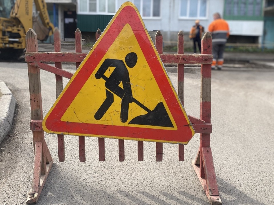 Несколько улиц частично перекроют в Пскове до 30 апреля