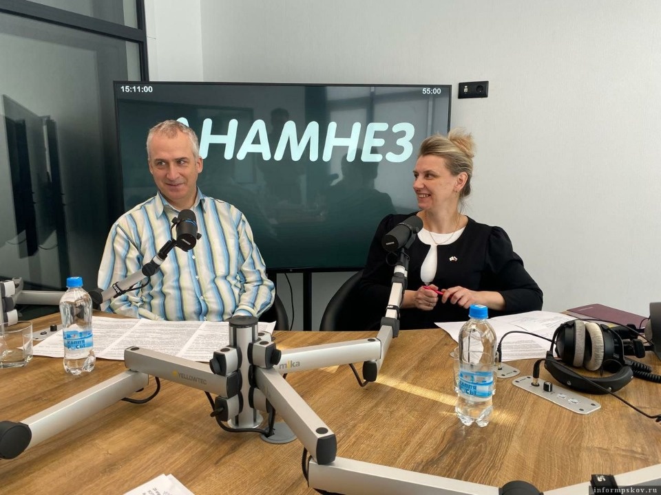 Донорам костного мозга не сверлят позвоночник, заверил председатель псковского Красного креста Донорам костного мозга не сверлят позвоночник, заверил председатель псковского Красного креста