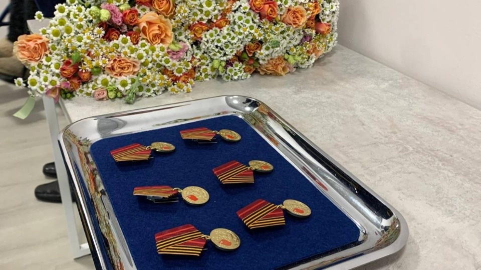 Более 3,5 тысячи юбилейных медалей к 80-летию Победы вручили ветеранам в Псковской области
