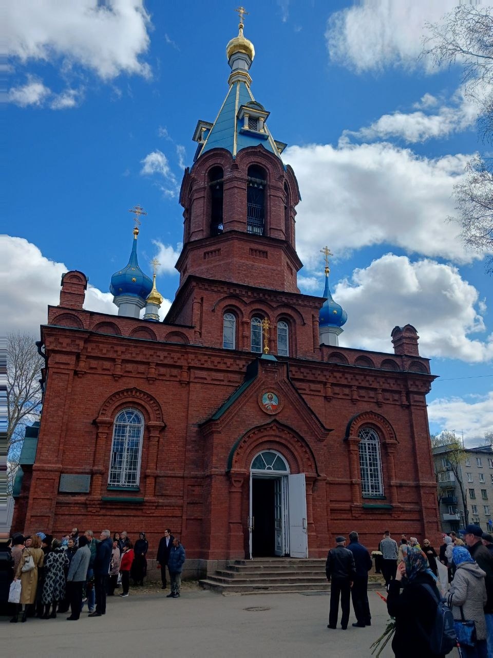 В Пскове в последний путь провожают военкора Никиту Гольдина