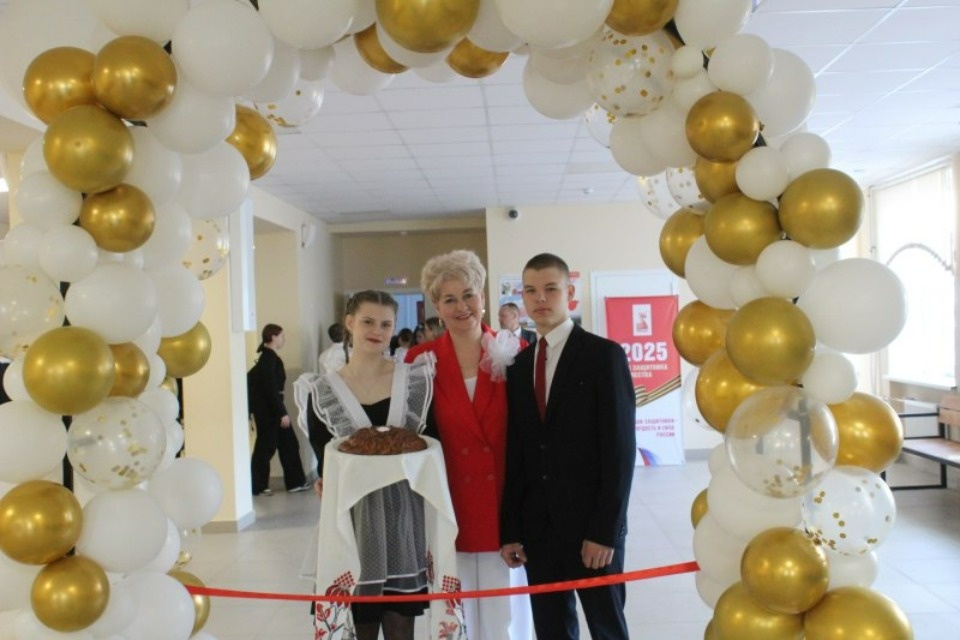 Дедовичская школа открылась после масштабного капитального ремонта Дедовичская школа открылась после масштабного капитального ремонта