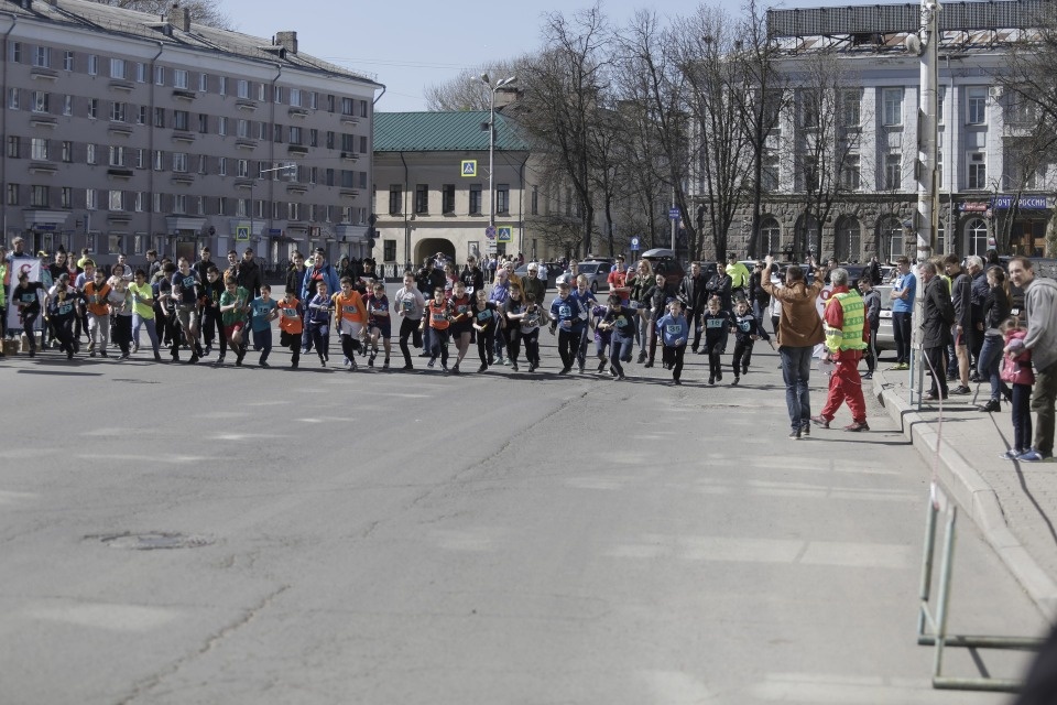 Сотрудники Псковской станции скорой помощи будут не только дежурить на эстафете «Псковской правды», а еще ее и побегут 