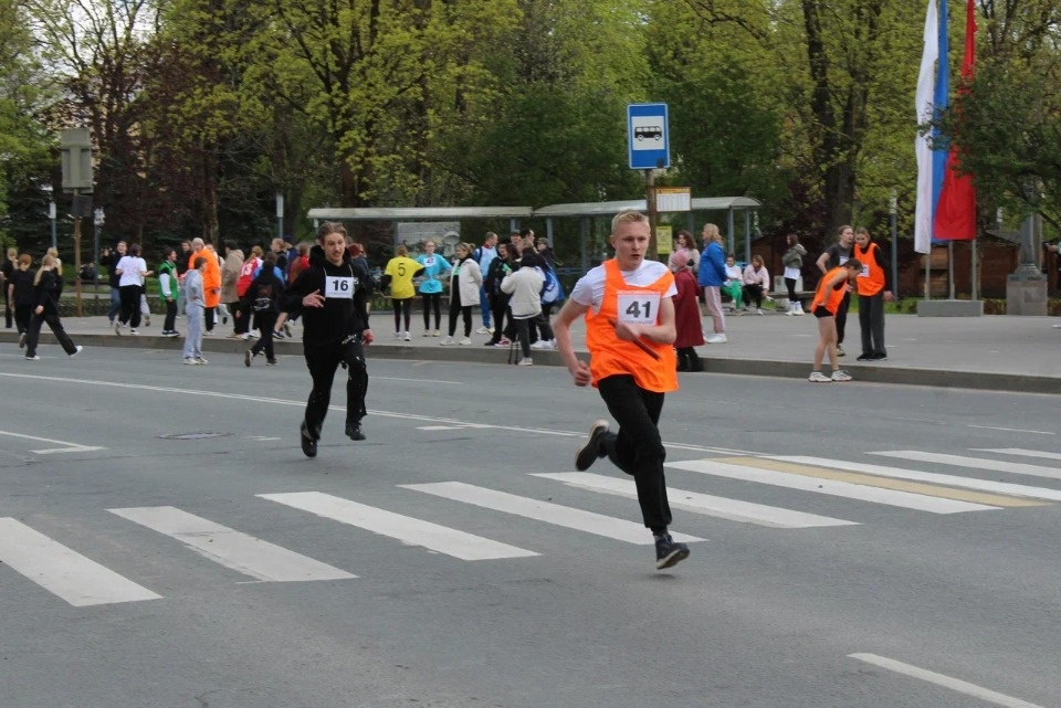 Все бегут – и я бегу!