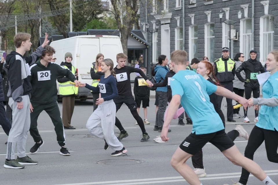 Все бегут – и я бегу!