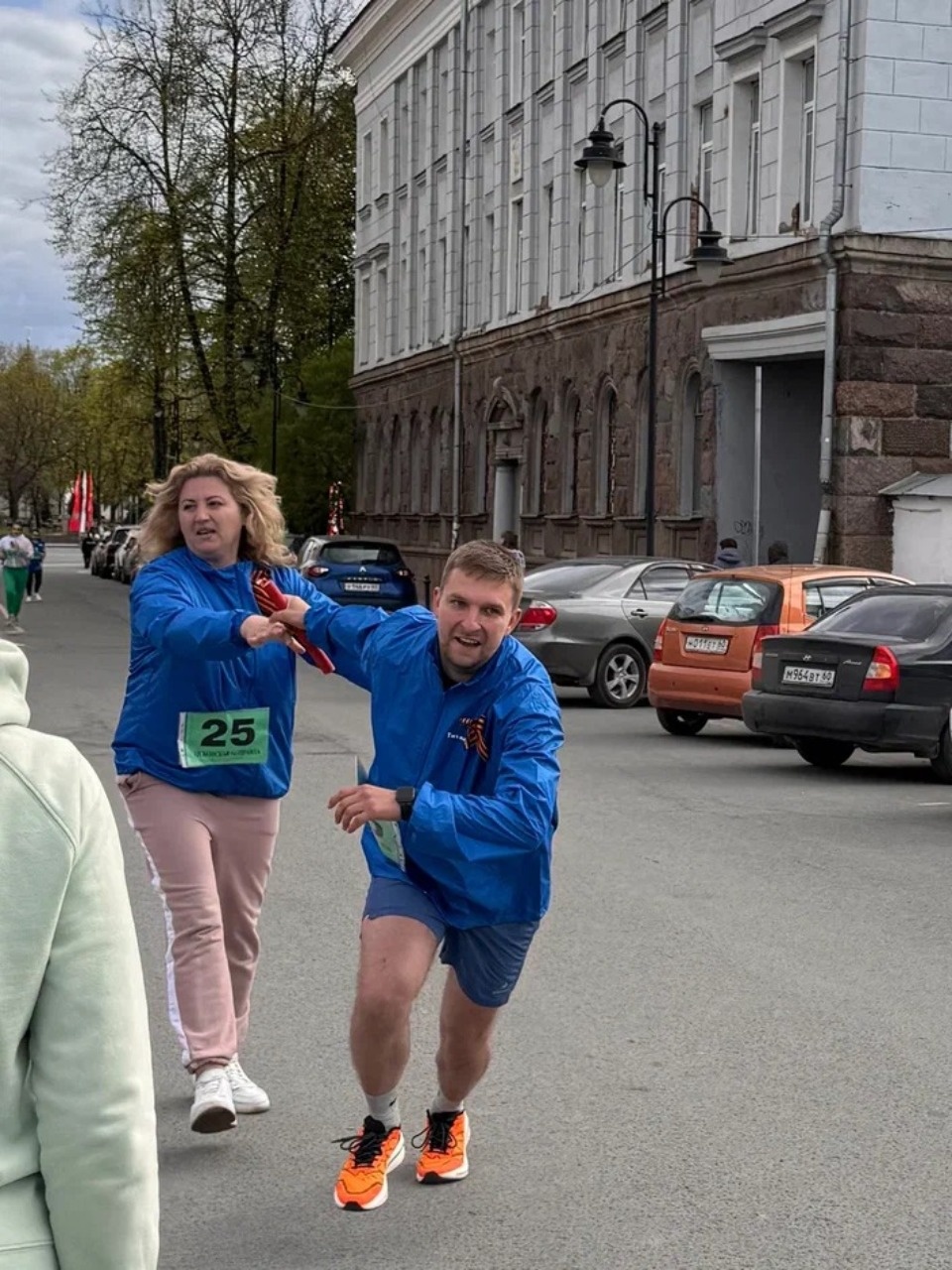 Все бегут – и я бегу!