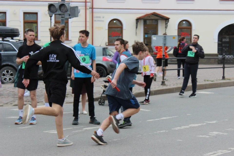 Все бегут – и я бегу!