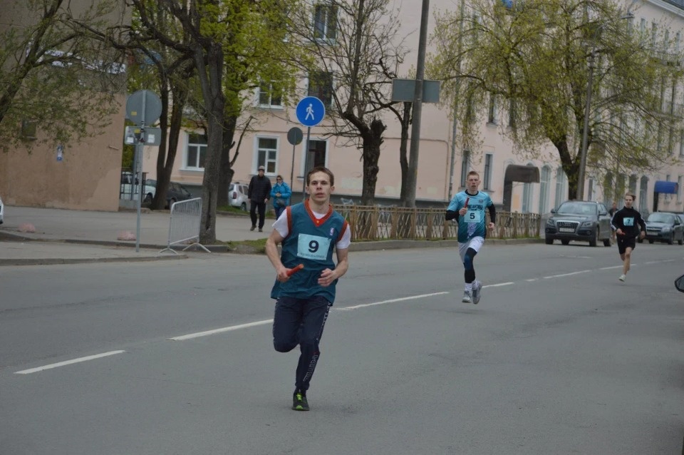 Все бегут – и я бегу!