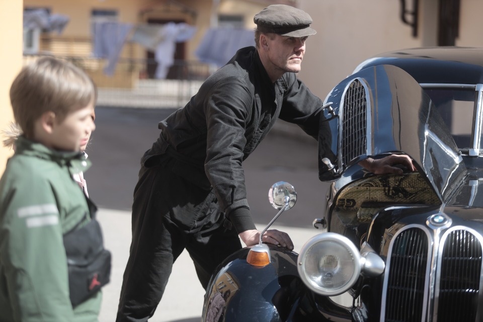 На нашей улице Победа!