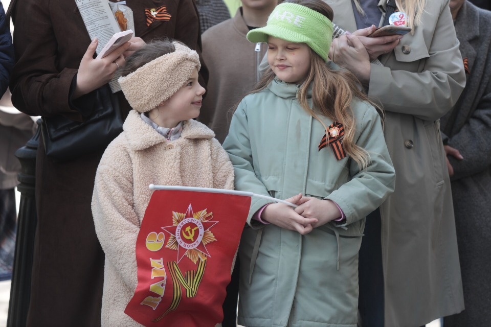 На нашей улице Победа!