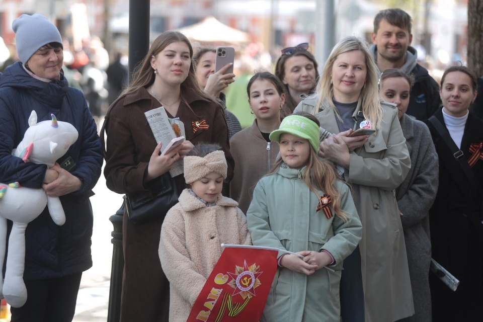 На нашей улице Победа!