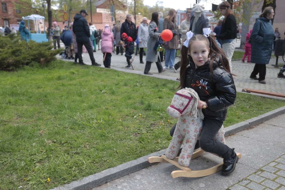 На нашей улице Победа!