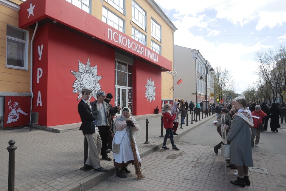 На нашей улице Победа!