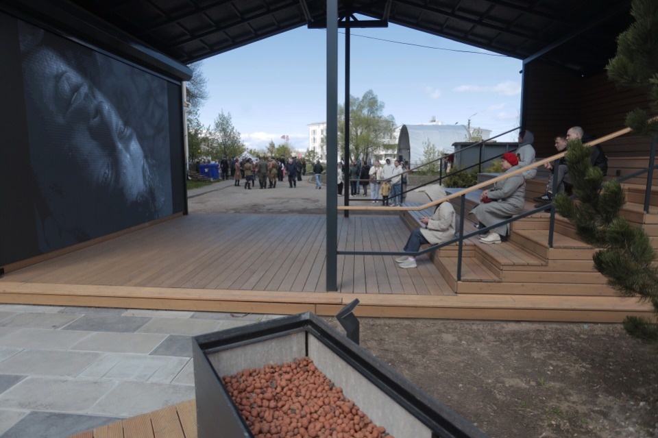 На нашей улице Победа!