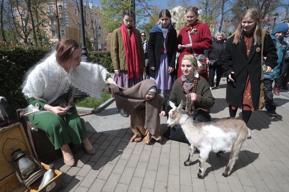 На нашей улице Победа!