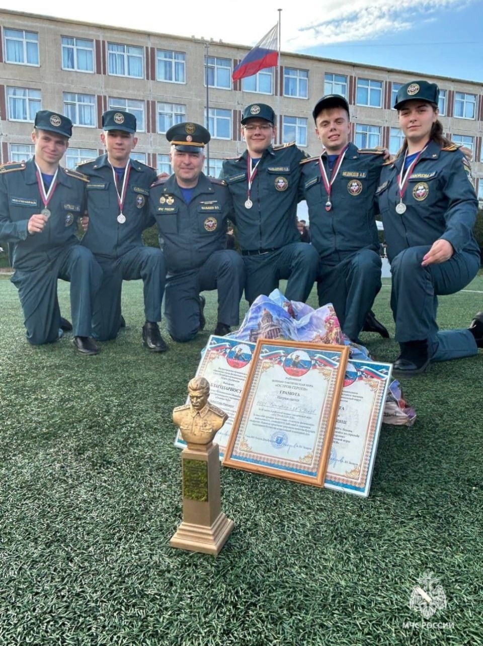 Кадеты из Пскова взяли серебро на военно-тактической игре в Петербурге