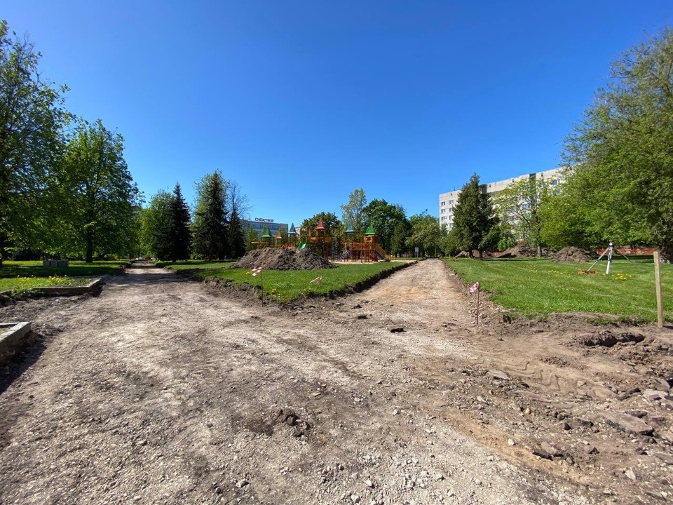 Борис Елкин рассказал о работах в сквере у гостиницы «Рижская» в Пскове