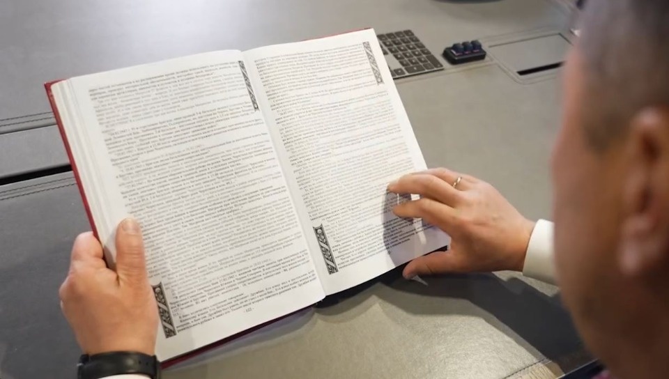  Михаил Ведерников рассказал об уникальном издании про красноармейцев