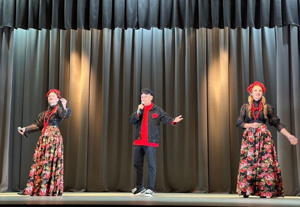 Концертный тур группы «Балаган Лимитед» прошел в Псковской области 