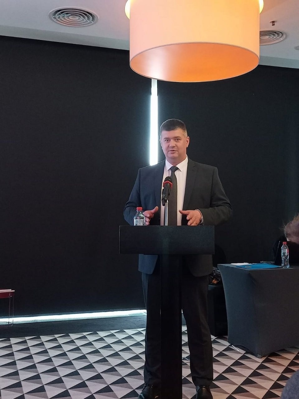 Председатель Псковского облсовпрофа выступил на пленуме общероссийского профсоюза работников жизнеобеспечения