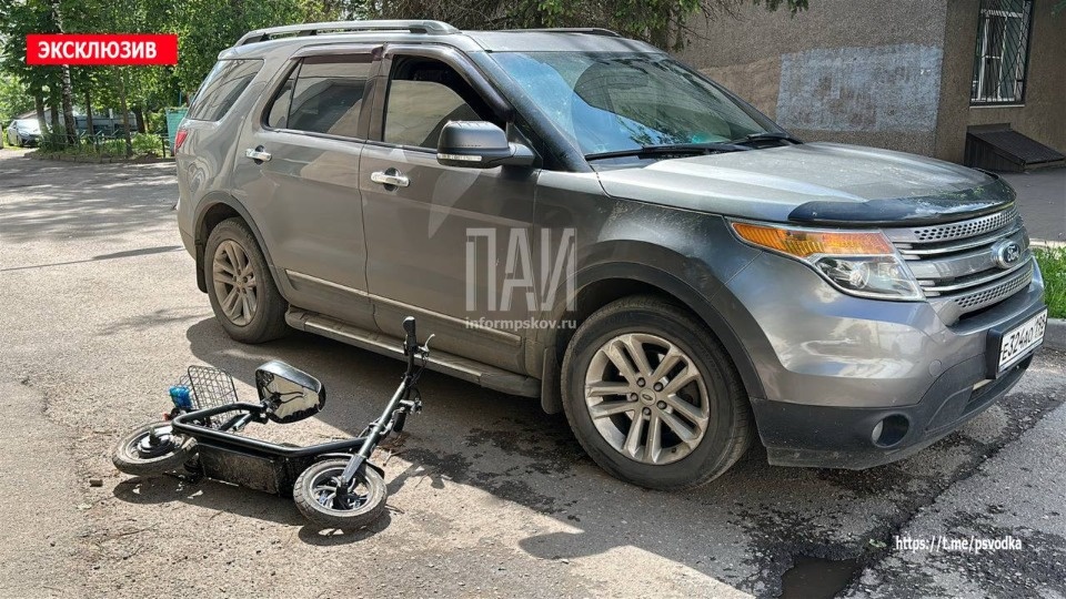 Девушке потребовалась госпитализация после ДТП в Великих Луках