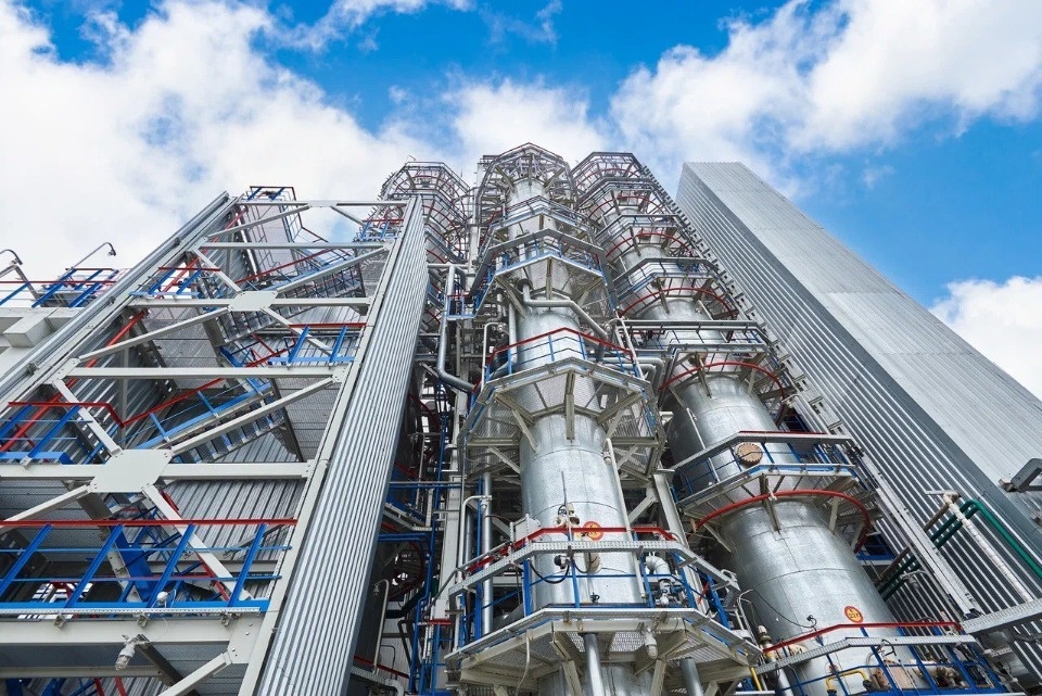 Псковский завод «Титан-Полимер» развивает межпроизводственную кооперацию с «Омским каучуком»