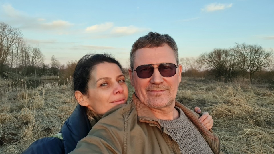 В деревне в Дедовичском районе поселились артисты из петербургского Театра Дождей