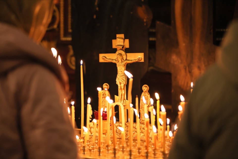 В Ижевске простились с погибшим на ралли в Псковской области гонщиком