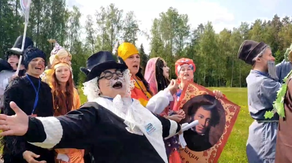 Псковские муниципалитеты стали участниками в шествии-параде в Михайловском