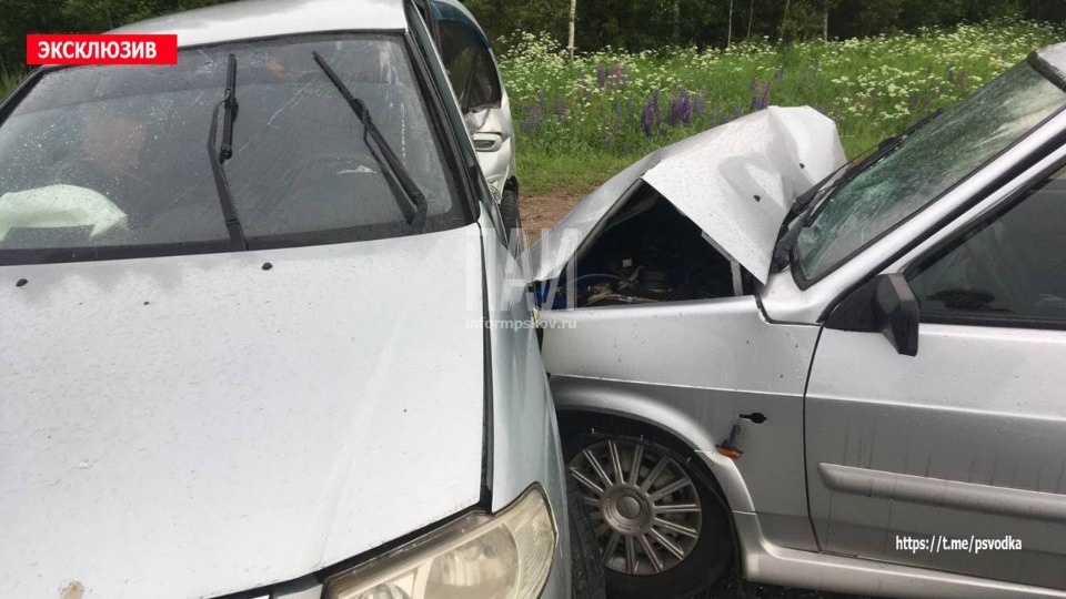 Смертельное ДТП произошло в Великолукском районе Смертельное ДТП произошло в Великолукском районе