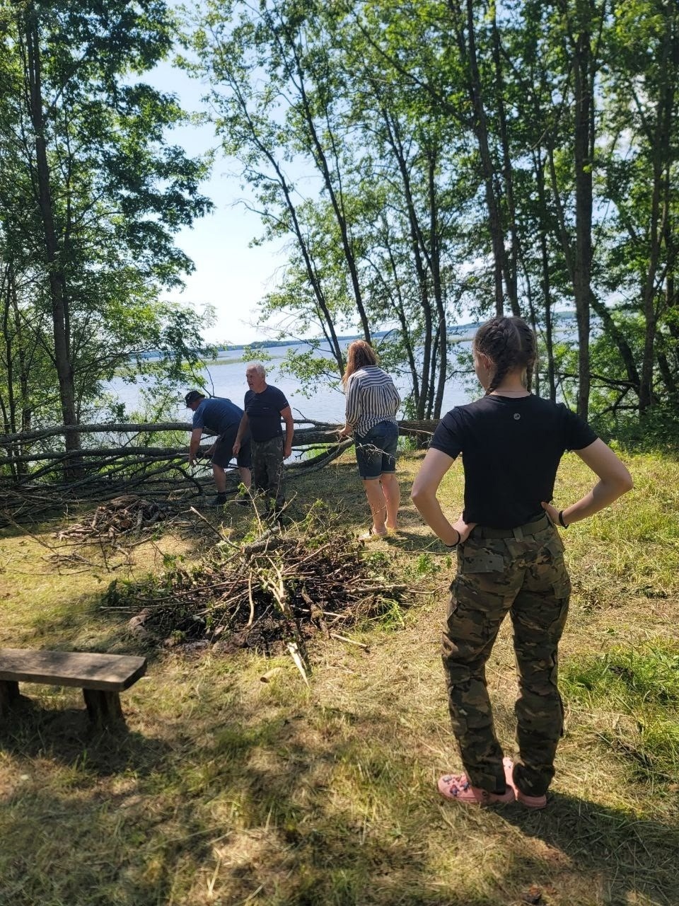 Работы по подъему советского самолета из невельского озера планируют начать 18 июня Работы по подъему советского самолета из невельского озера планируют начать 18 июня