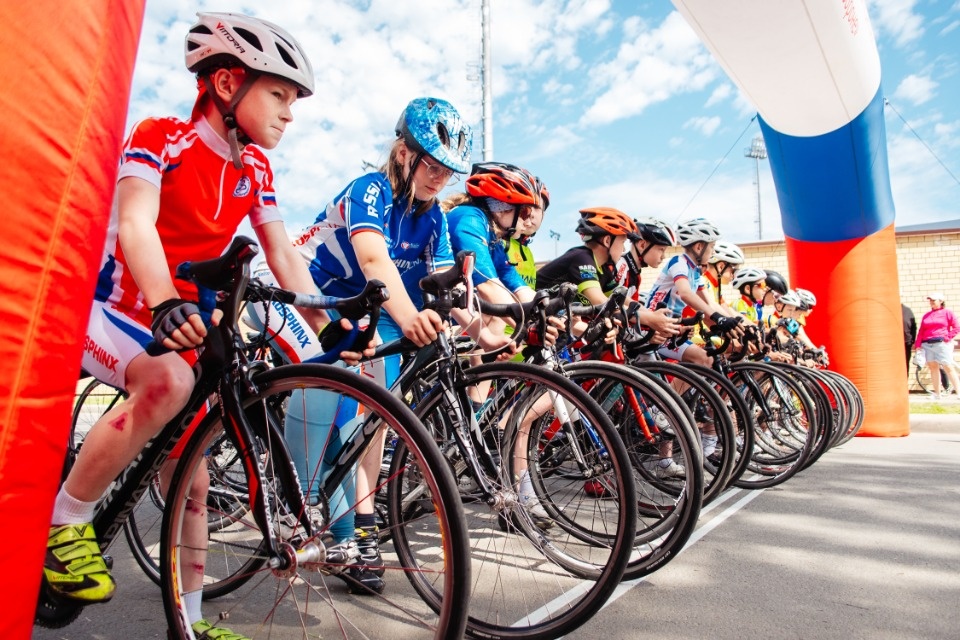 Итоги заключительной велогонки на призы Юрия Захарова подвели в Пскове Итоги заключительной велогонки на призы Юрия Захарова подвели в Пскове