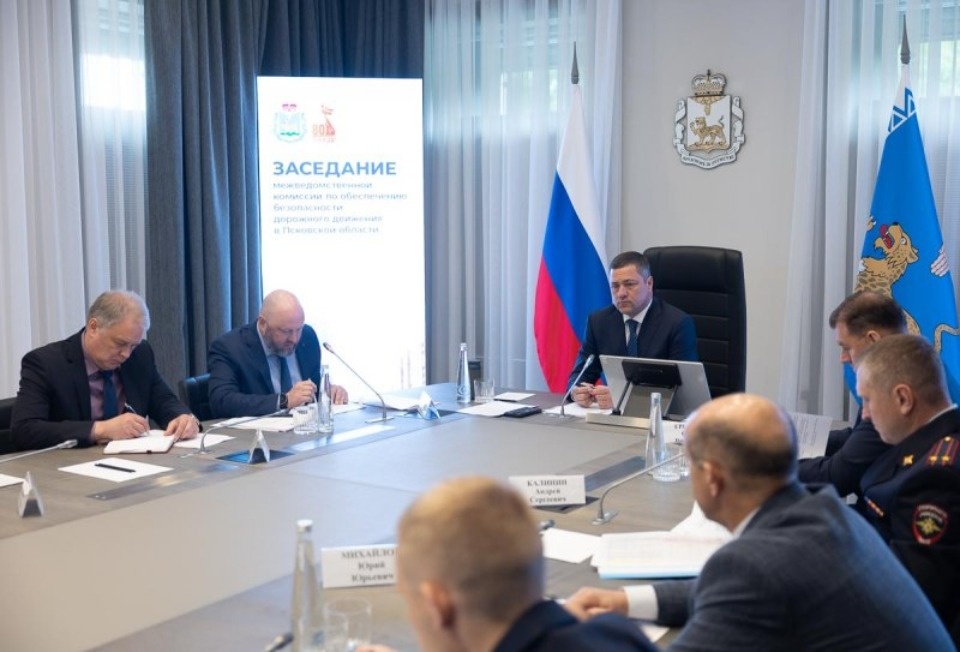 Дорожные знаки оборудуют в Пустошке по обращениям граждан