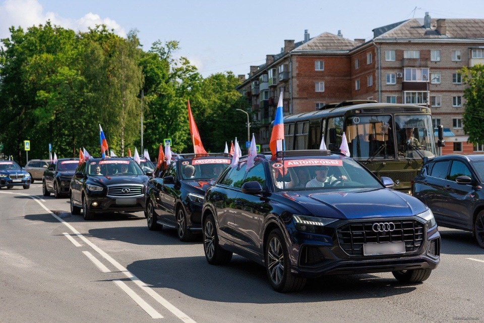 Автопробег «Дорогами Победы» впервые проходит по Псковской области Автопробег «Дорогами Победы» впервые проходит по Псковской области