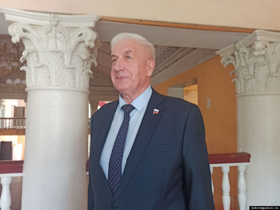 Михаил Иванов подвел итоги работы 38-й сессии Псковской гордумы Михаил Иванов подвел итоги работы 38-й сессии Псковской гордумы