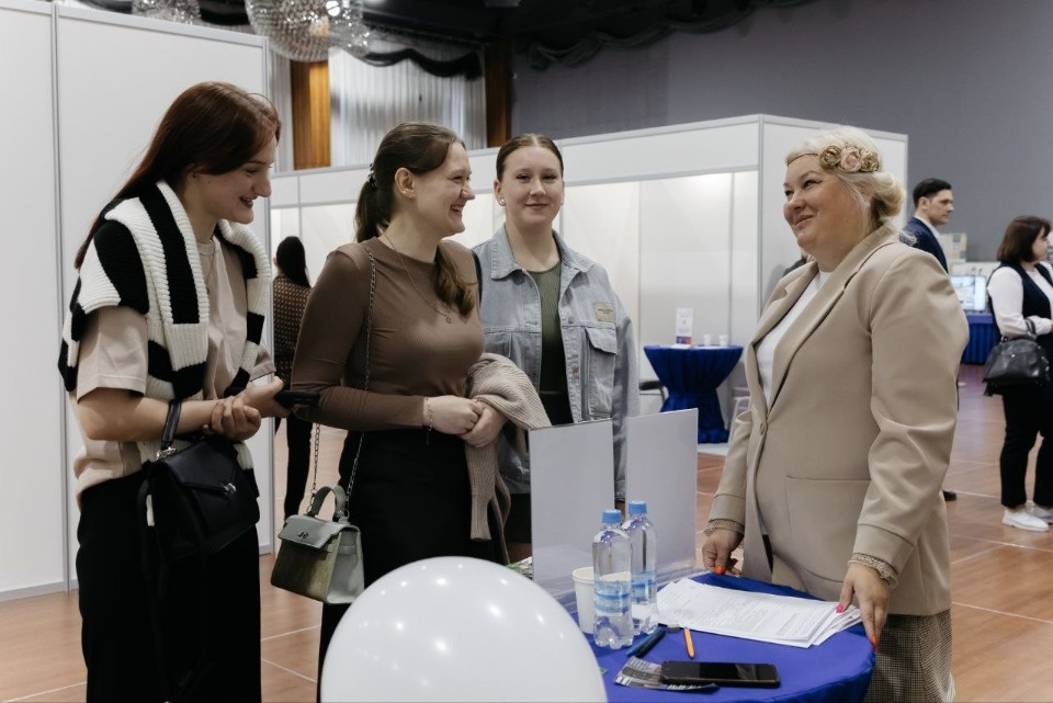 В Псковской области на ярмарке трудоустройства более 400 человек получили предложения о работе В Псковской области на ярмарке трудоустройства более 400 человек получили предложения о работе