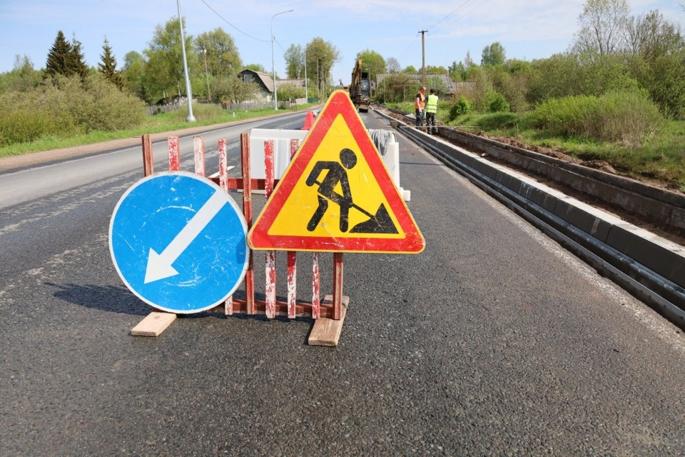 Дороги, ведущие к заказнику «Ремдовский» и Полистовскому заповеднику, ремонтируют в Псковской области