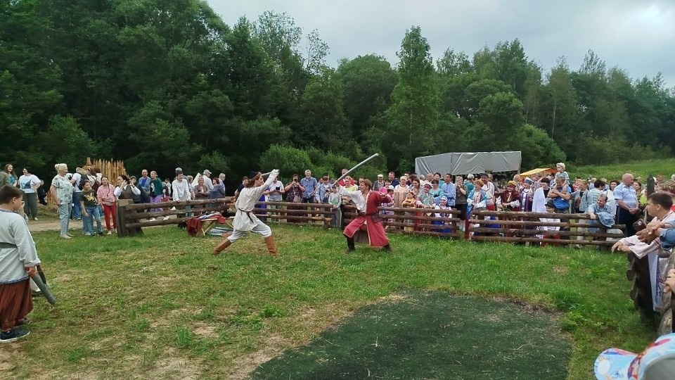 Фестиваль «Место Силы» прошел в пустошкинской деревне Копылок Фестиваль «Место Силы» прошел в пустошкинской деревне Копылок