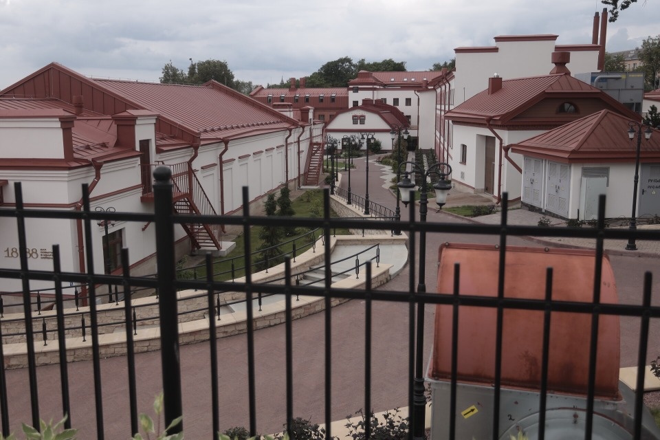 Первый пятизвездочный Первый пятизвездочный