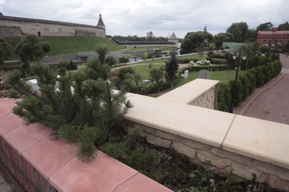 Первый пятизвездочный Первый пятизвездочный