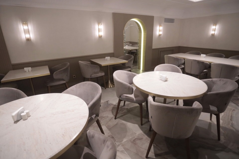 Первый пятизвездочный Первый пятизвездочный