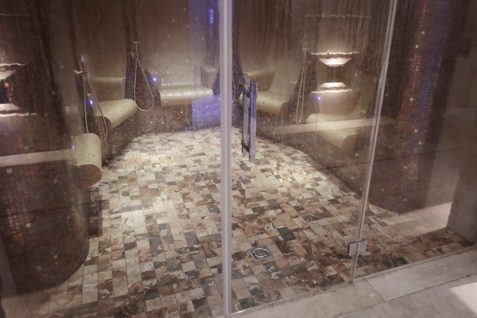 Первый пятизвездочный Первый пятизвездочный