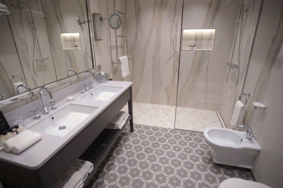 Первый пятизвездочный Первый пятизвездочный