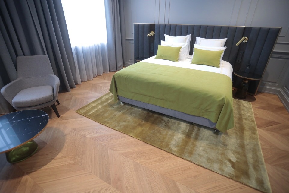 Первый пятизвездочный Первый пятизвездочный